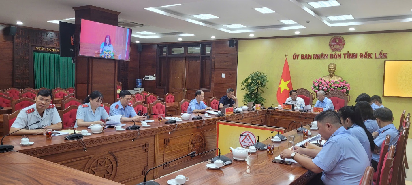oàn cảnh Hội nghị trực tuyến tại điểm cầu Hội trường số 3, trụ sở UBND tỉnh Đắk Lắk. Ảnh: Hữu Tài